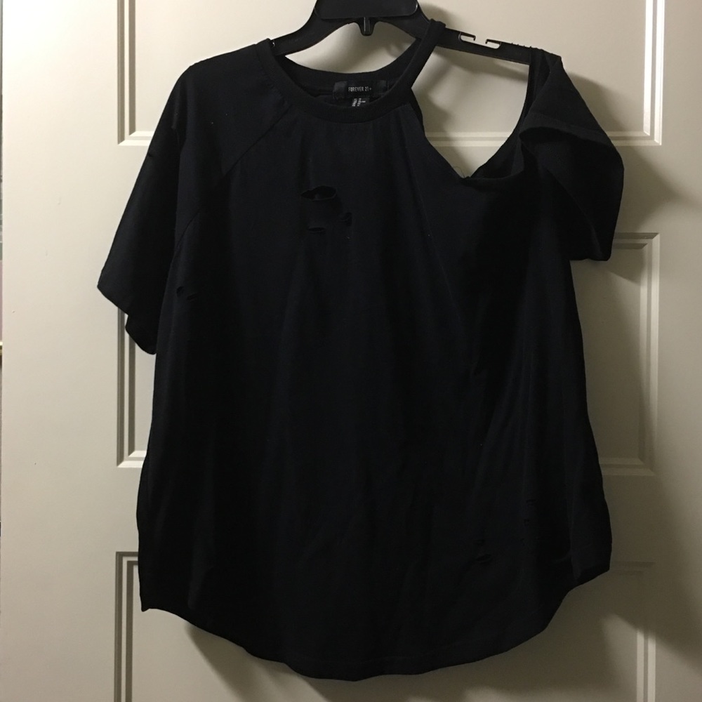 Forever 21 Distressed top 1X